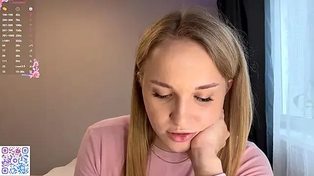 TanekaBoitel on StripChat