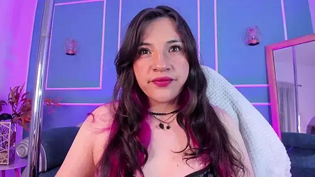 TaraTaylorr on StripChat 