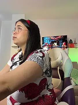 tati_reyess on StripChat