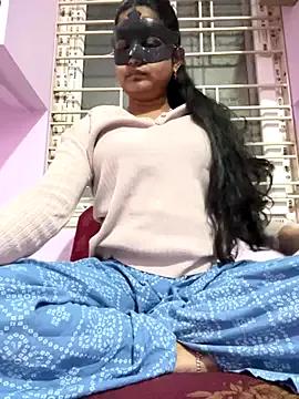 TeluguIshu_teen20 — CHANGE THE BRA IN LIVE