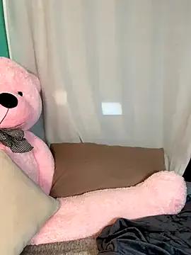 TheRealJessyLey on StripChat