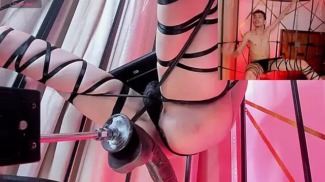 Freechat ValentinoMoreti on StripChat