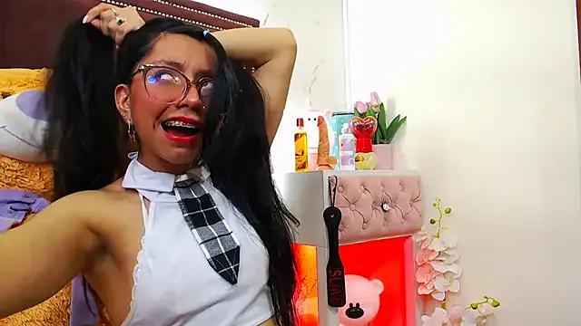 VioletxBloom — tree fingers in pussy