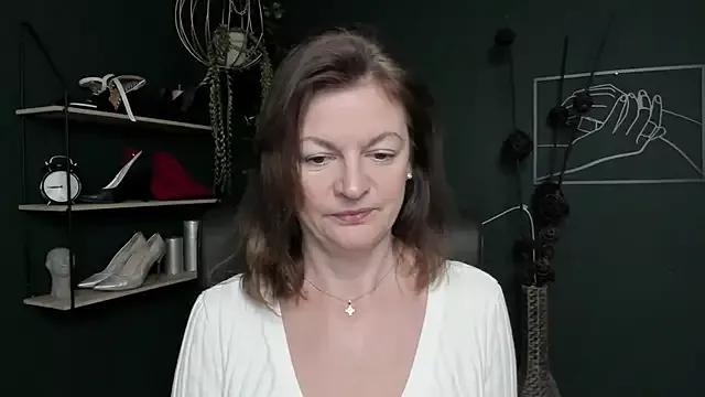 VivianWILD on StripChat 