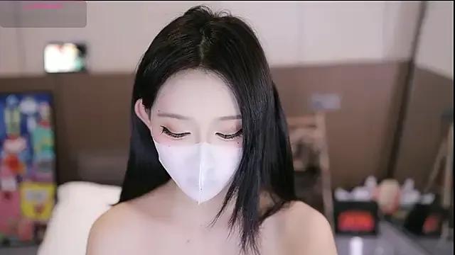 yaya_1888 on StripChat