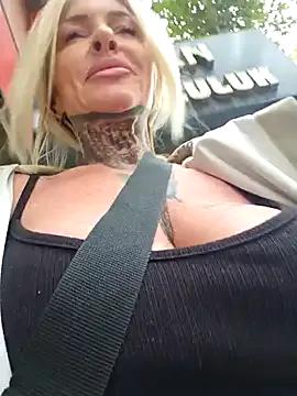 YourMommyBlair — Slutty surprise vid for LTP 