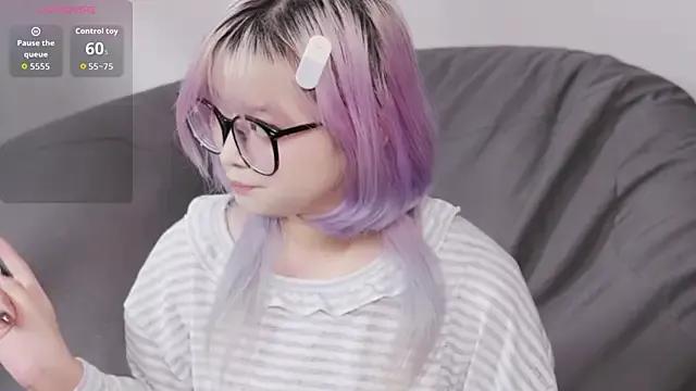 Yu_UwU_ — Freechat on StripChat